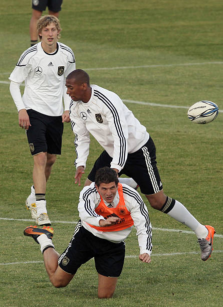 替補陣上攻 替補陣上攻